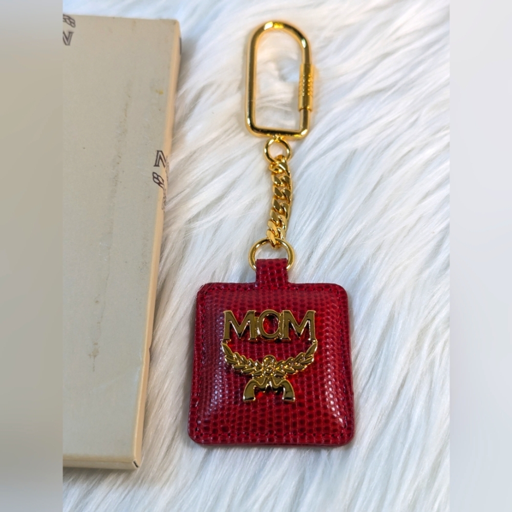 ♥️ MCM Red Pebbled Leather Keychain/Bag Charm ♥️